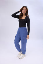 High Rise Baggy Cargo Jogger thumbnail 18