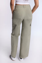 Super High Rise Cargo Pants thumbnail 11