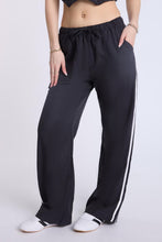Linen-Blend Pull-On Wide Leg Pants thumbnail 1