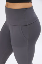 Super Smooth Fold-Over Flare Pocket Leggings thumbnail 10