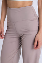 Super Smooth High Rise Straight Leggings thumbnail 11