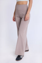 Super Smooth High Rise Straight Leggings thumbnail 10