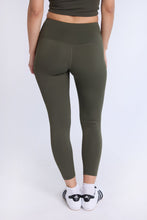 Super Smooth 7/8 Leggings thumbnail 11