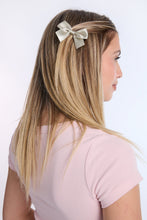 Mini Ribbon Bow Clips 4-Pack thumbnail 1