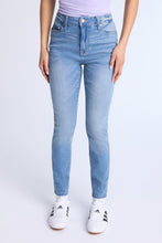 High Rise Curvy Jegging thumbnail 1
