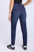 High Rise Curvy Jegging thumbnail 3