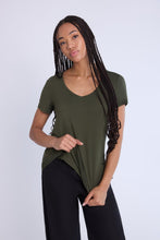 Short Sleeve V-Neck Relaxed Tee thumbnail 9