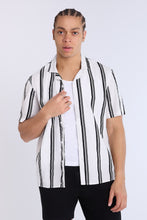 Poplin Striped Short Sleeve Button-Up Shirt thumbnail 1