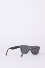 Thick Frame Wayfarer Sunglasses thumbnail 7