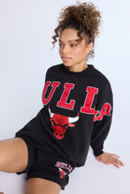 Chicago Bulls Graphic Crew Neck Oversized Sweatshirt thumbnail 3