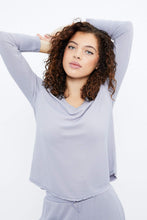T-shirt gaufré manche longue col en V thumbnail 7