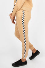 Jogger à bandes latérales damier pour femmes thumbnail 8