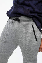 Horizontal Quilt Zip Moto Jogger thumbnail 15