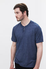 T-shirt henley thumbnail 16