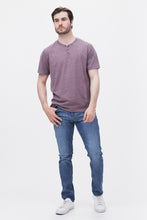 T-shirt henley thumbnail 18