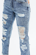 Mid Rise Boyfriend Jean thumbnail 3