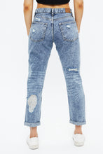 Mid Rise Boyfriend Jean thumbnail 5