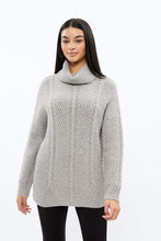 Pull torsadé jacquard à col roulé thumbnail 9