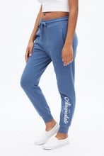Aéropostale Cursive Graphic Leg Print Jogger thumbnail 8