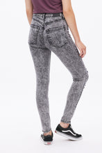 Seriously Stretchy Super High Rise Jegging thumbnail 5