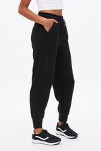 AERO Tech Fleece Jogger thumbnail 4