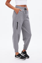 AERO Tech Fleece Jogger thumbnail 7