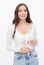 AERO Lettuce Edge Flower Print Camisole thumbnail 8