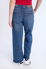 Super High Rise Curvy Baggy Jeans thumbnail 2