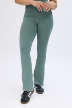 Super Smooth Bootcut Leggings thumbnail 9