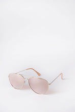 Aviator Sunglasses thumbnail 1