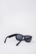 Cat Eye Sunglasses thumbnail 3