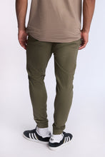 Slim Twill Jogger thumbnail 18