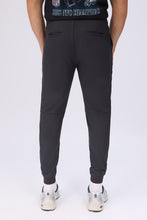 Traveler Jogger thumbnail 8