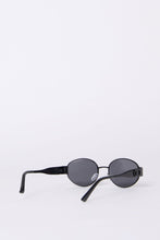 Round Gold Frame Sunglasses thumbnail 4