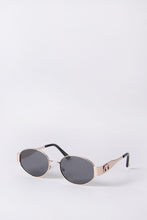 Round Gold Frame Sunglasses thumbnail 1