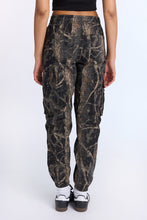 High Rise Twill Cargo Jogger thumbnail 21