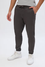 AERO Relaxed Twill Jogger thumbnail 6