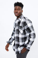 North Western 2 Pocket Plaid Flannel thumbnail 3