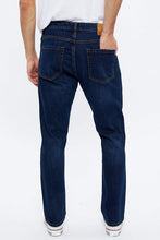 Liam Straight Jean thumbnail 3