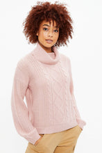 Pull col roulé à manches bouffantes thumbnail 1