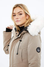 Manteau poids lourd rempli de polyester thumbnail 12