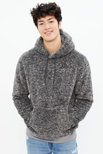 Sweat à capuche pullover en peluche thumbnail 5