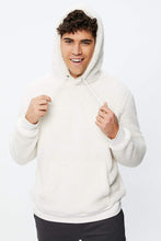 Sweat à capuche pullover en peluche thumbnail 12
