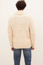 Cardigan en tricot à câble surteint boutonné thumbnail 7