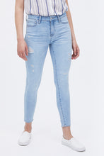 Mid Rise Nova Super Skinny Jean thumbnail 3