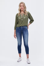 Mid Rise Ava Skinny Crop Jean thumbnail 1