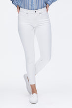 Mid Rise Ava Skinny Jean thumbnail 2