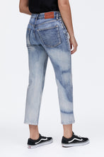 Mid Rise Boy Jean thumbnail 3