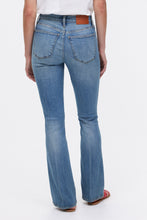 Jean Ã  taille haute et jambe Ã©vasÃ©e Bianca thumbnail 4