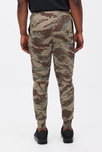 Tech Fleece Jogger thumbnail 30